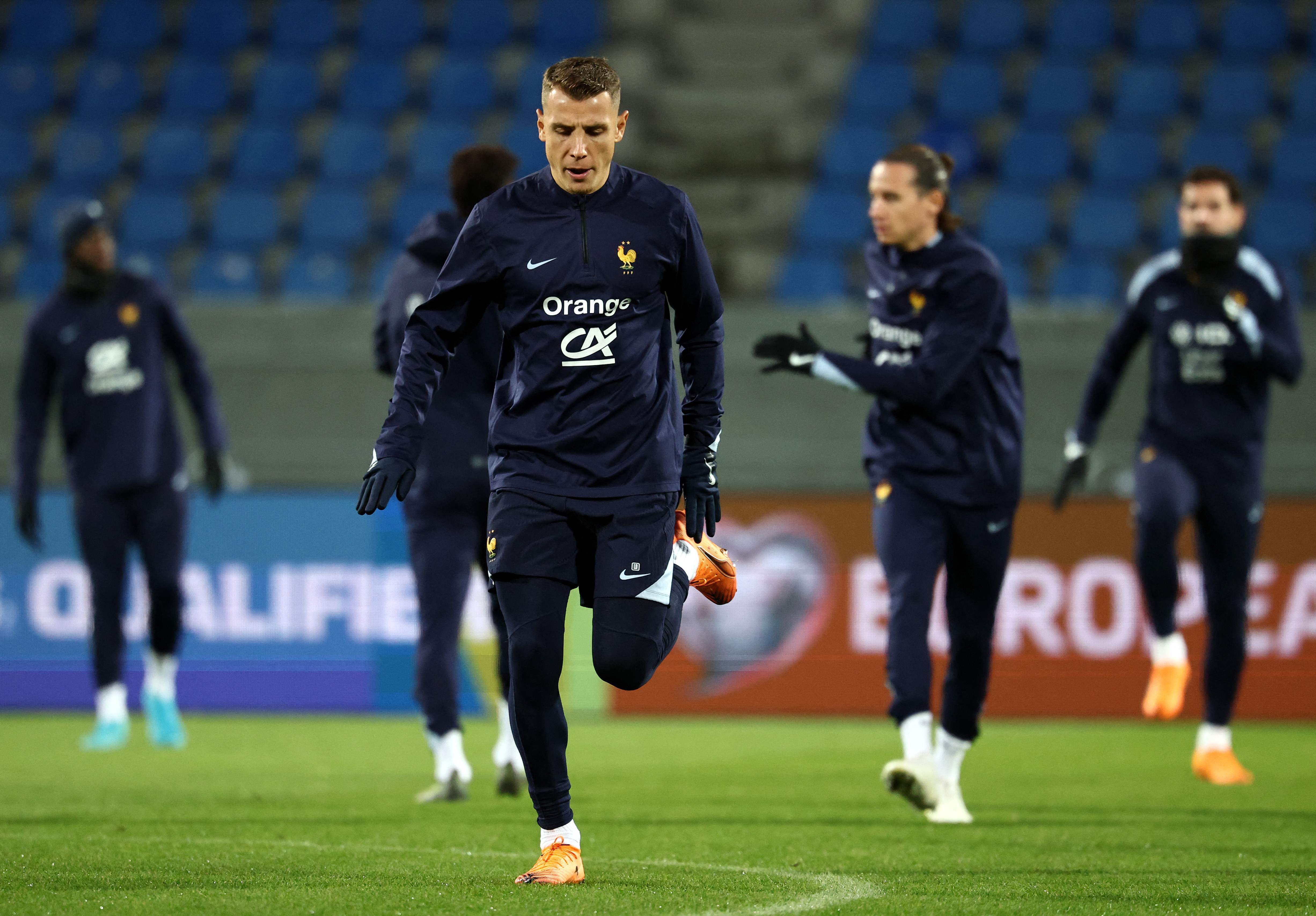 法国杯赛程吃紧，斯图加特转会期强势反弹，震撼外界，控场能力受关注的简单介绍